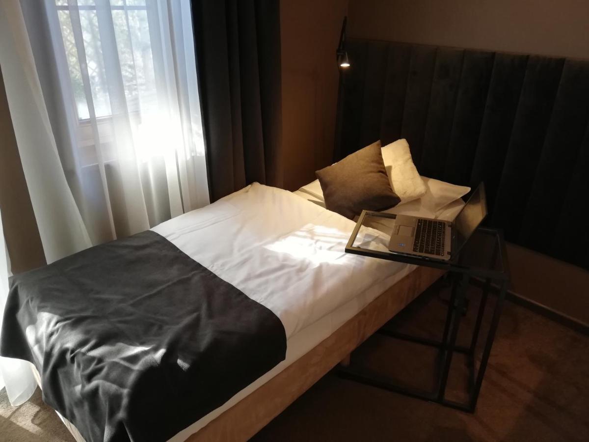 Pokoj Vivat Mierzyn  Luaran gambar